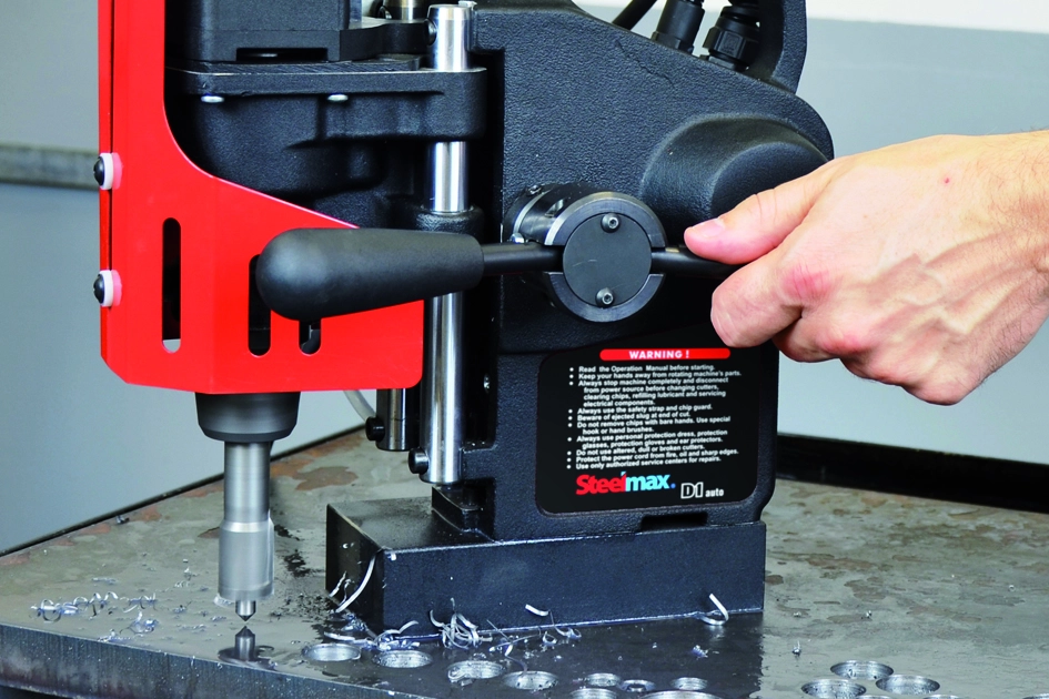 Magnetic Drill vs. Hand Drill; Which is Better for Steel Structures