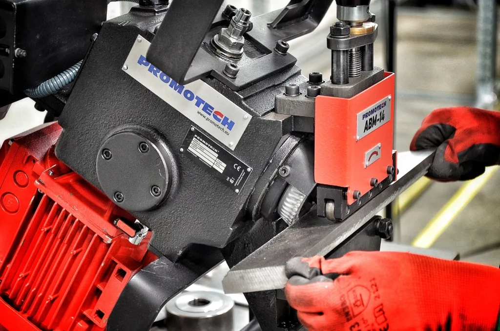 What is Radius Chamfering Why a 45° Bevel isn't enough for Paint Durability